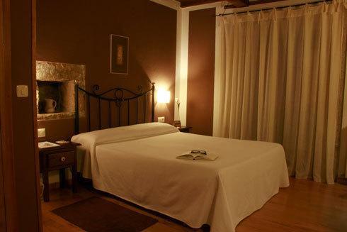 Rectoral De Goian Guest House Sarria Bilik gambar